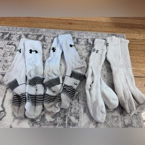Under Armour Men's White and Black Athletic Socks